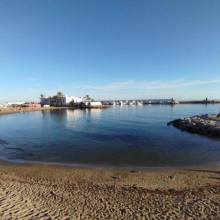 Beachfront Studio With Stunning Sea Views Marbella Esterno foto