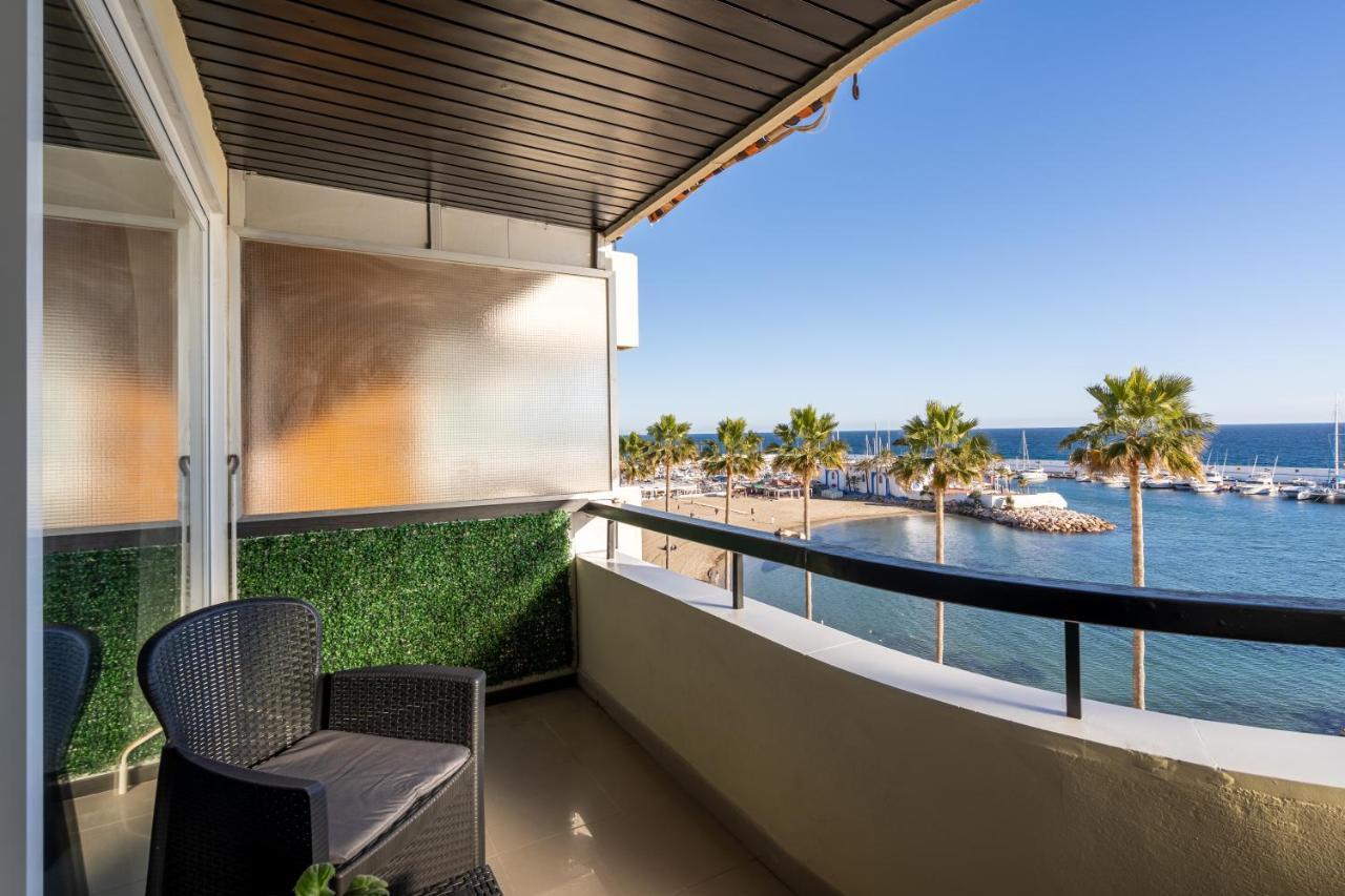 Beachfront Studio With Stunning Sea Views Marbella Esterno foto