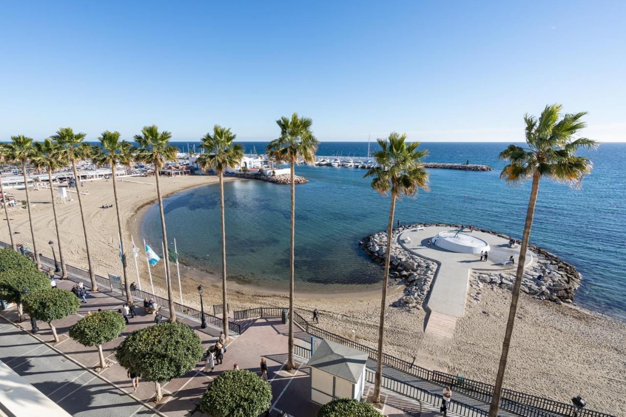 Beachfront Studio With Stunning Sea Views Marbella Esterno foto