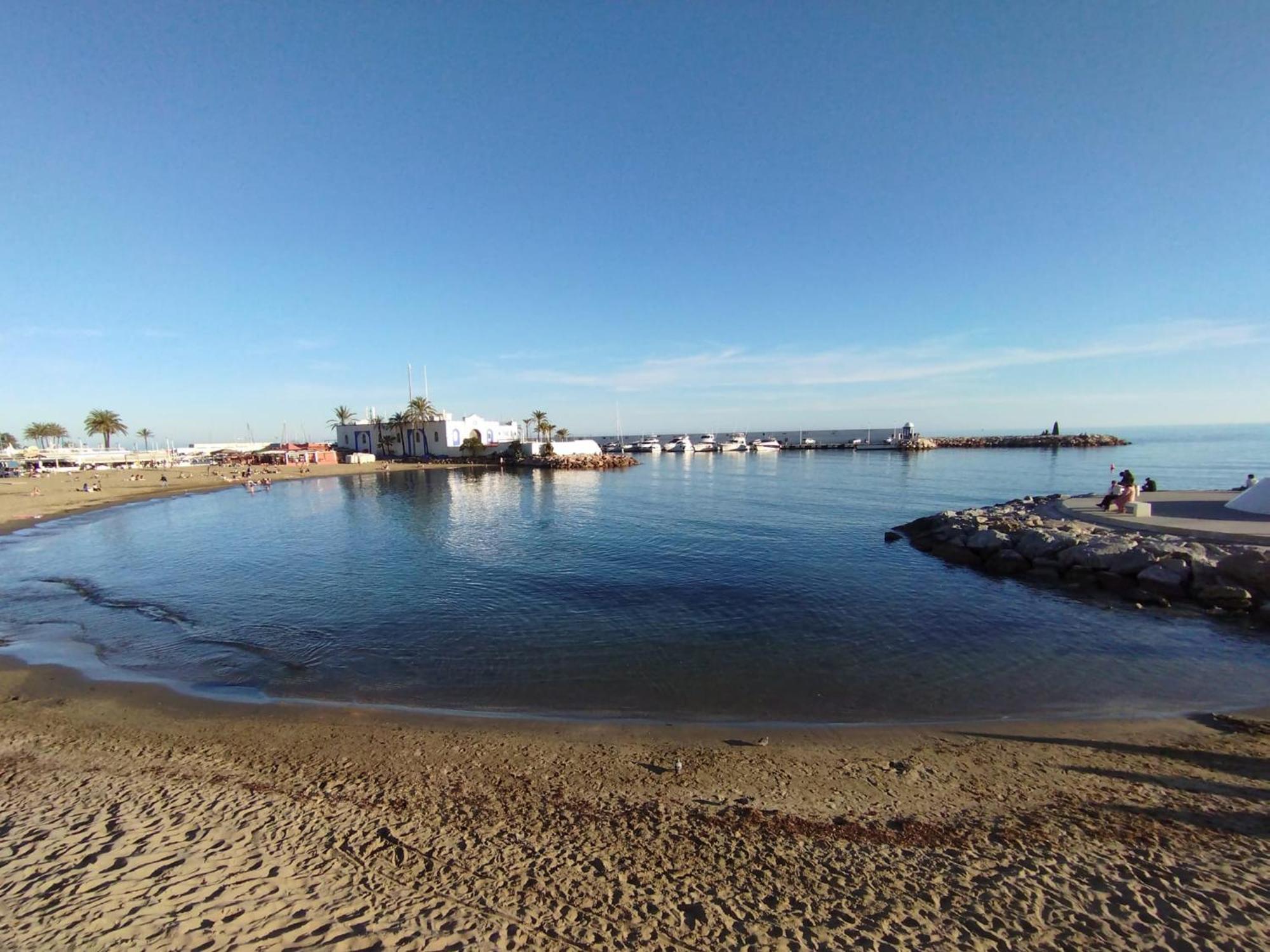 Beachfront Studio With Stunning Sea Views Marbella Esterno foto